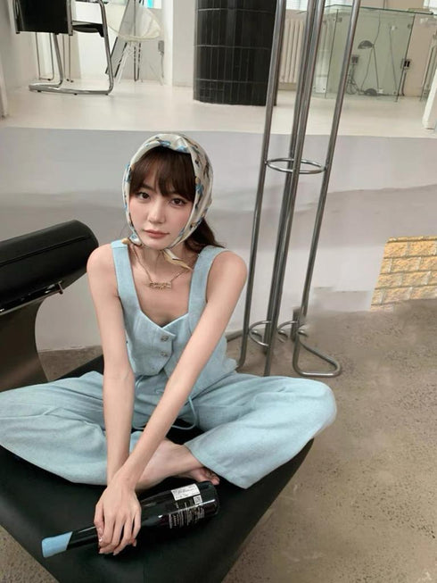 Mo.studio Sleeveless Button Down Crop Tops with Pants